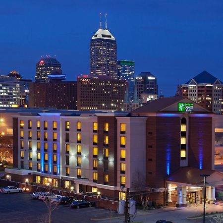 Holiday Inn Express Hotel & Suites Indianapolis Dtn-Conv Ctr By Ihg Экстерьер фото